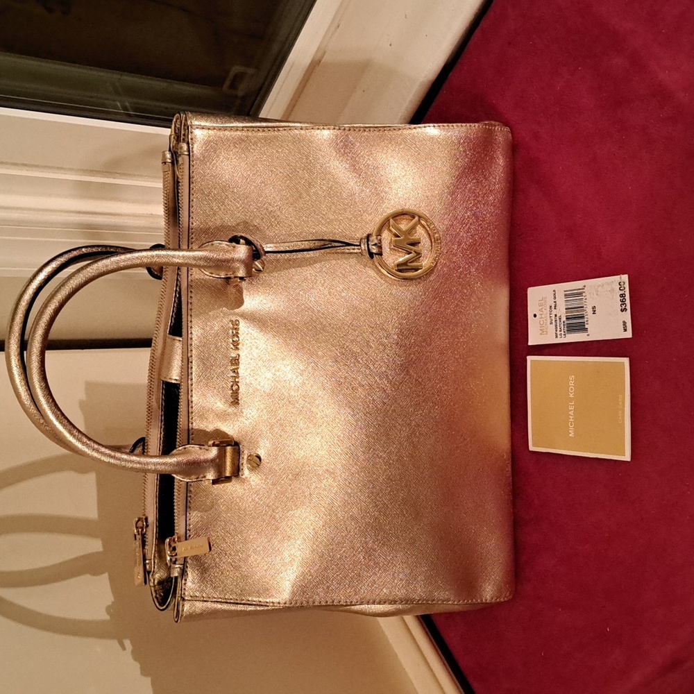 SOLD NEW  Michael Kors Sutton Pale Gold Leather Satchel/CBwithTags - Picture 2 of 14
